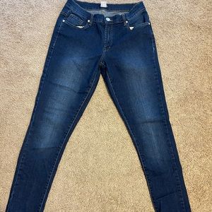 NWOT. Venus Straight Leg Jeans. Size 8 Regular